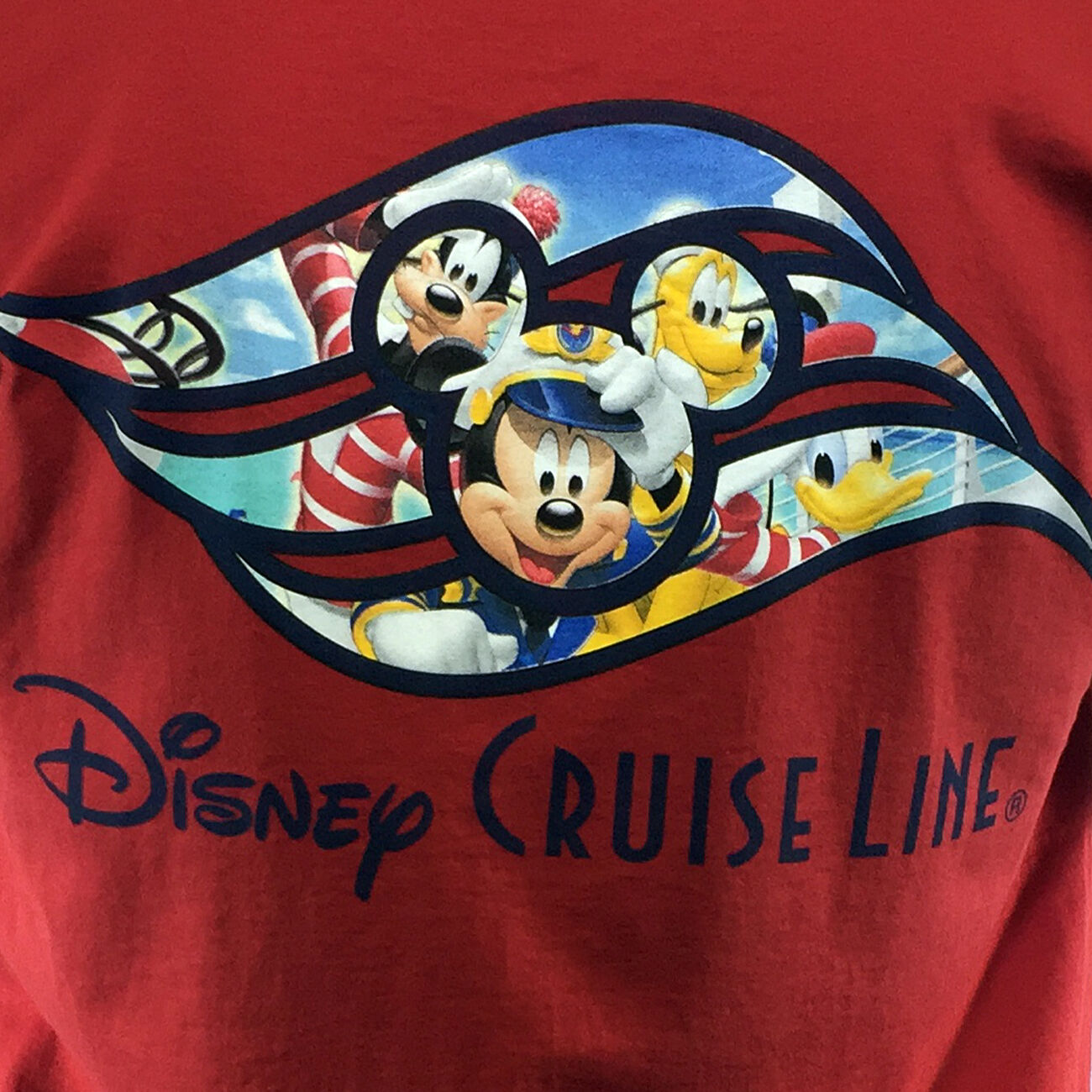 Men's T-shirt Mickey and Friends - Disney Cruise Line - Dale & Chip - Red NEW